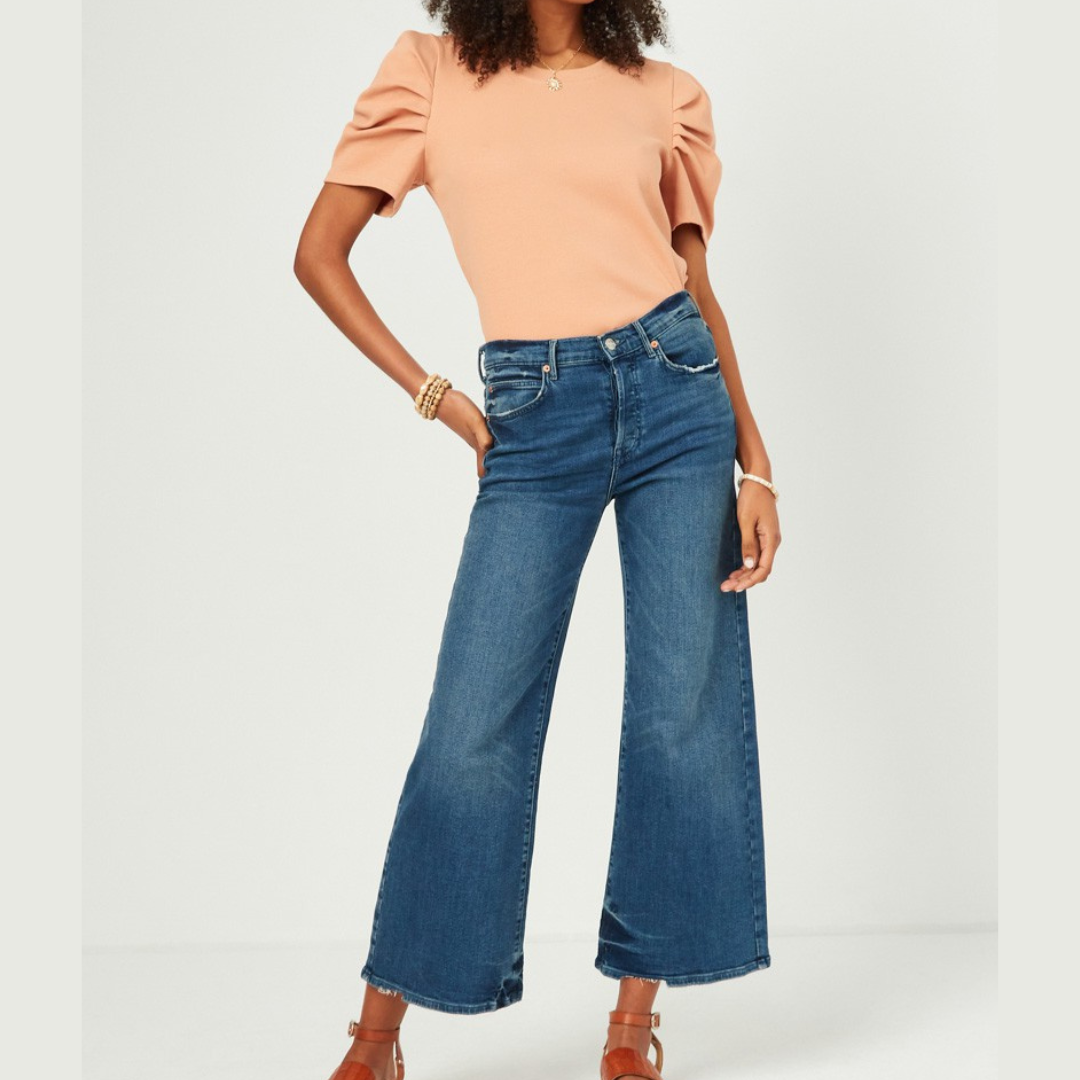 Ribbed Pleated Shoulder Top